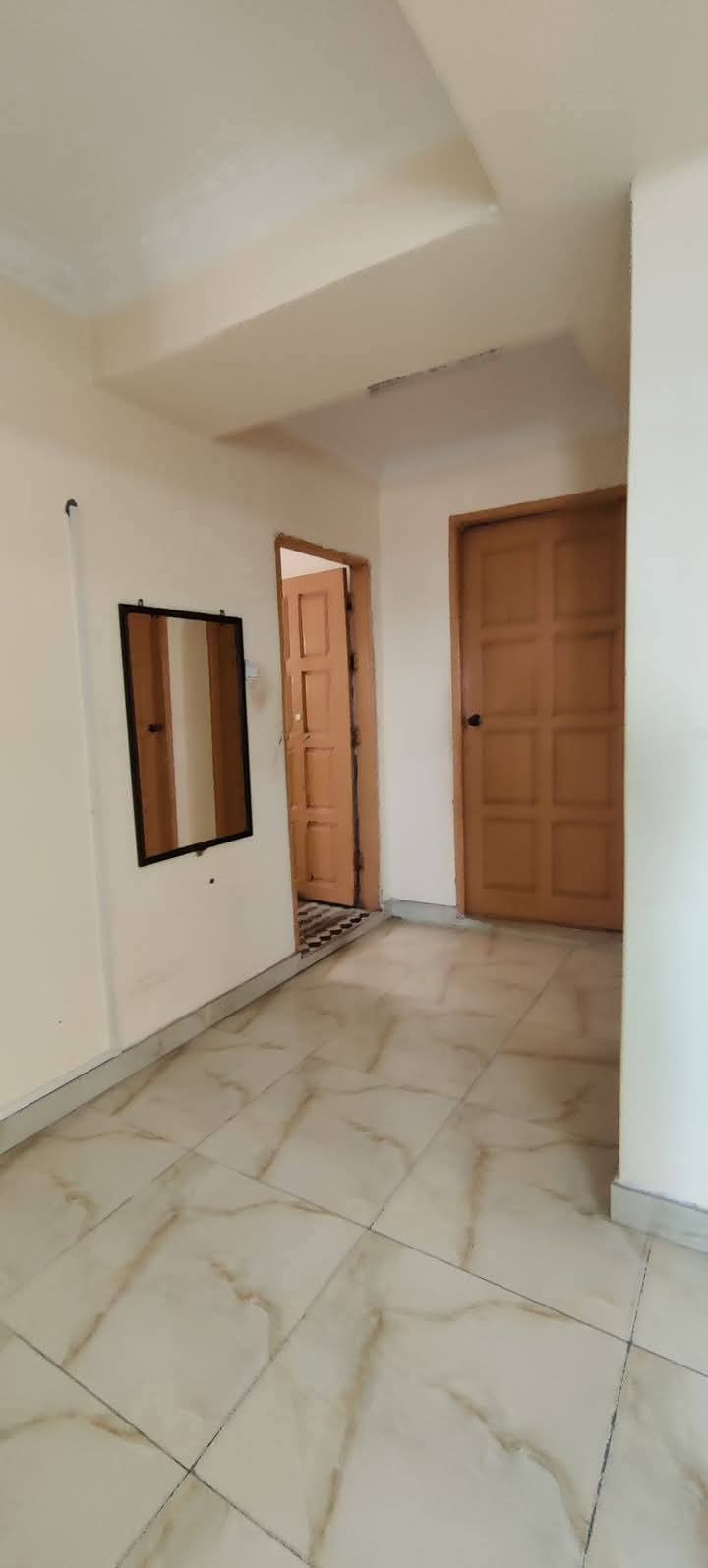 သင်္ဃန်းကျွန်းမြို့နယ်၊ ကွန်ဒိုအငှား