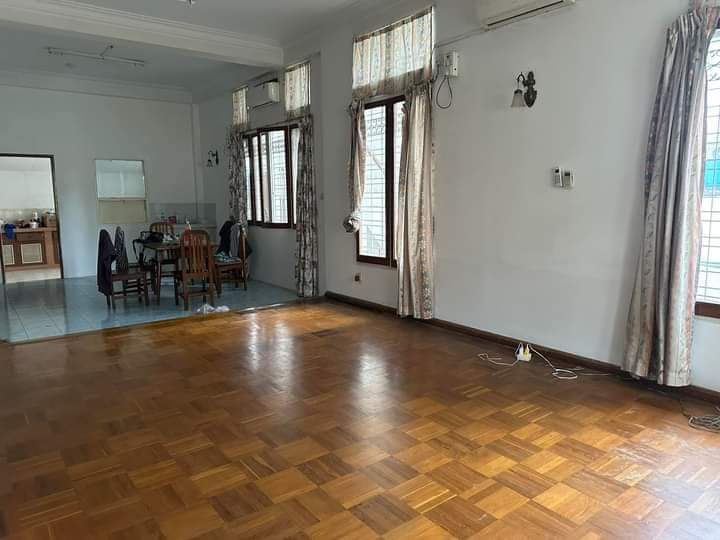 ဗဟန်းမြို့နယ်၊ (2RC) အငှား