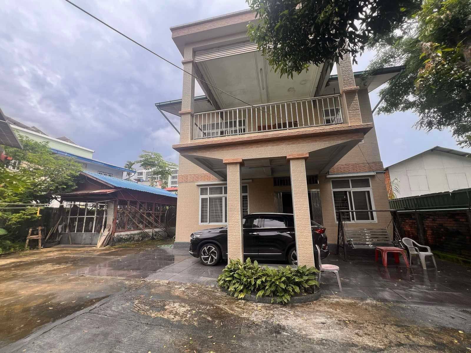 မရမ်းကုန်းမြို့နယ်၊ (2RC) အငှား