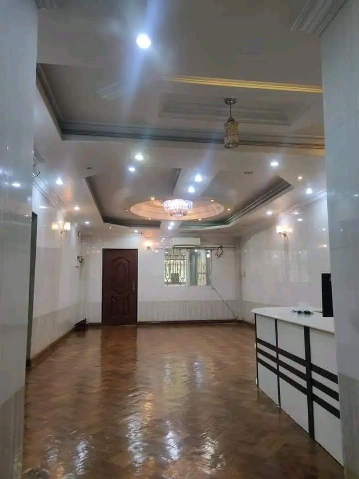 သင်္ဃန်းကျွန်းမြို့နယ်၊ မီနီကွန်ဒို အငှား