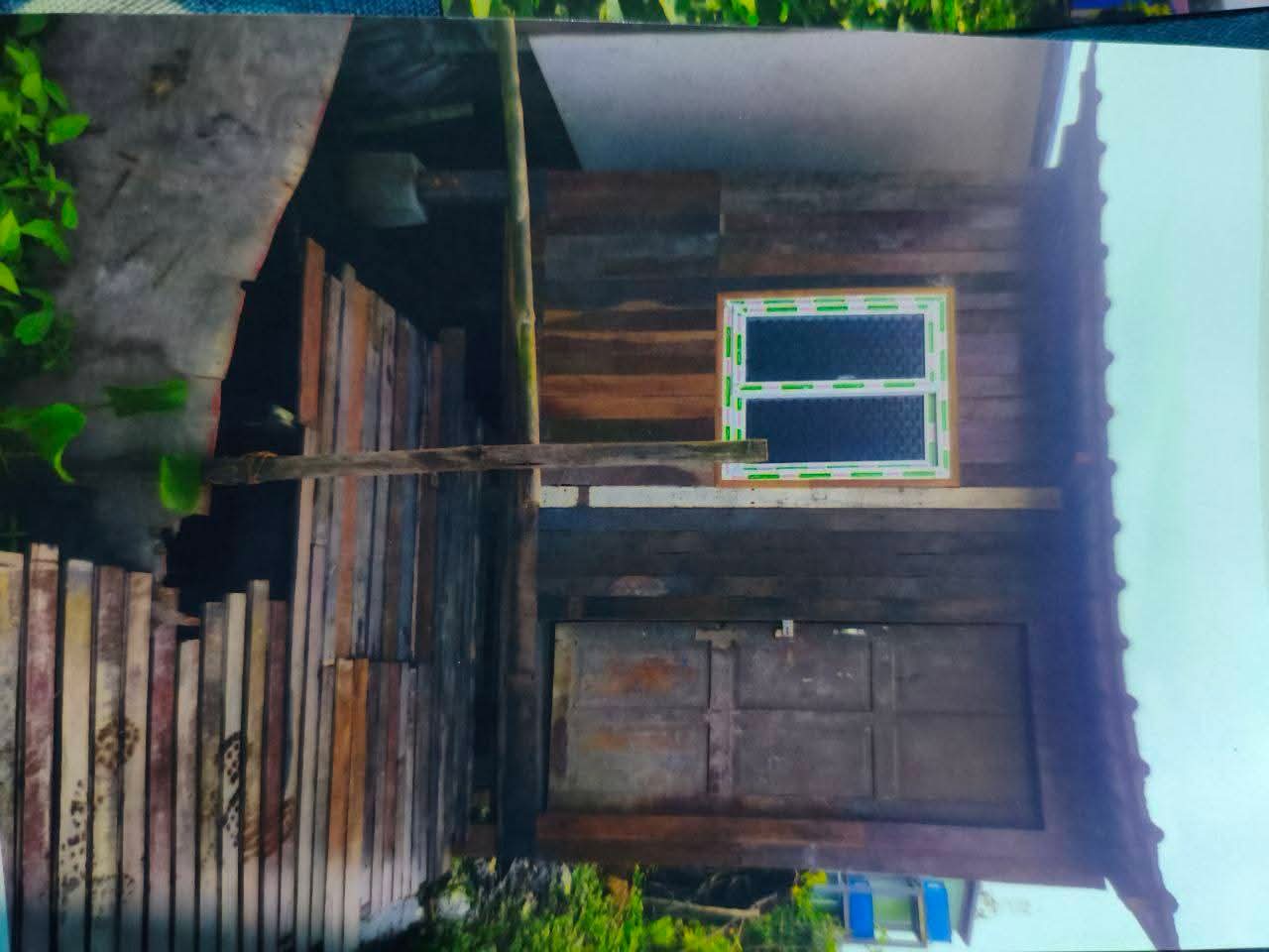 တောင်ဒဂုံမြို့နယ်ရှိလုံးချင်းအရောင်း