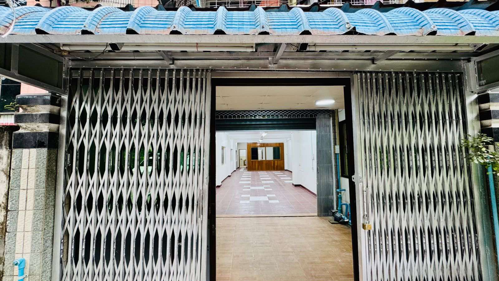 စမ်းချောင်းမြို့နယ်ရှိ၊တိုက်ခန်းအရောင်း