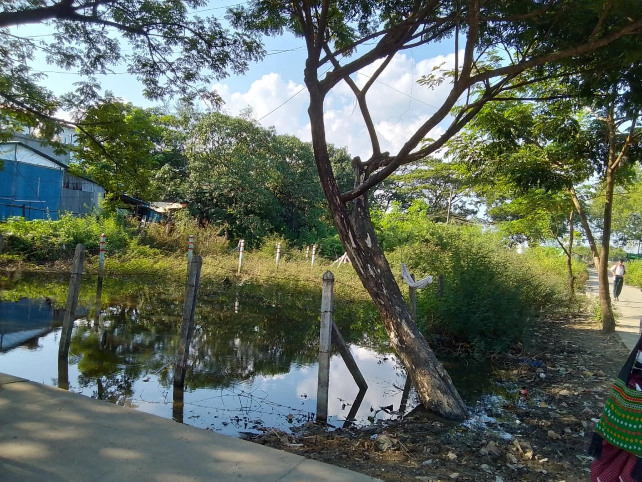 တောင်ဒဂုံမြို့နယ်၊ မြေကွက်အရောင်း