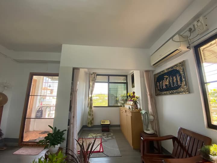 မြောက်ဒဂုံမြို့နယ် တိုက်ခန်းအရောင်း