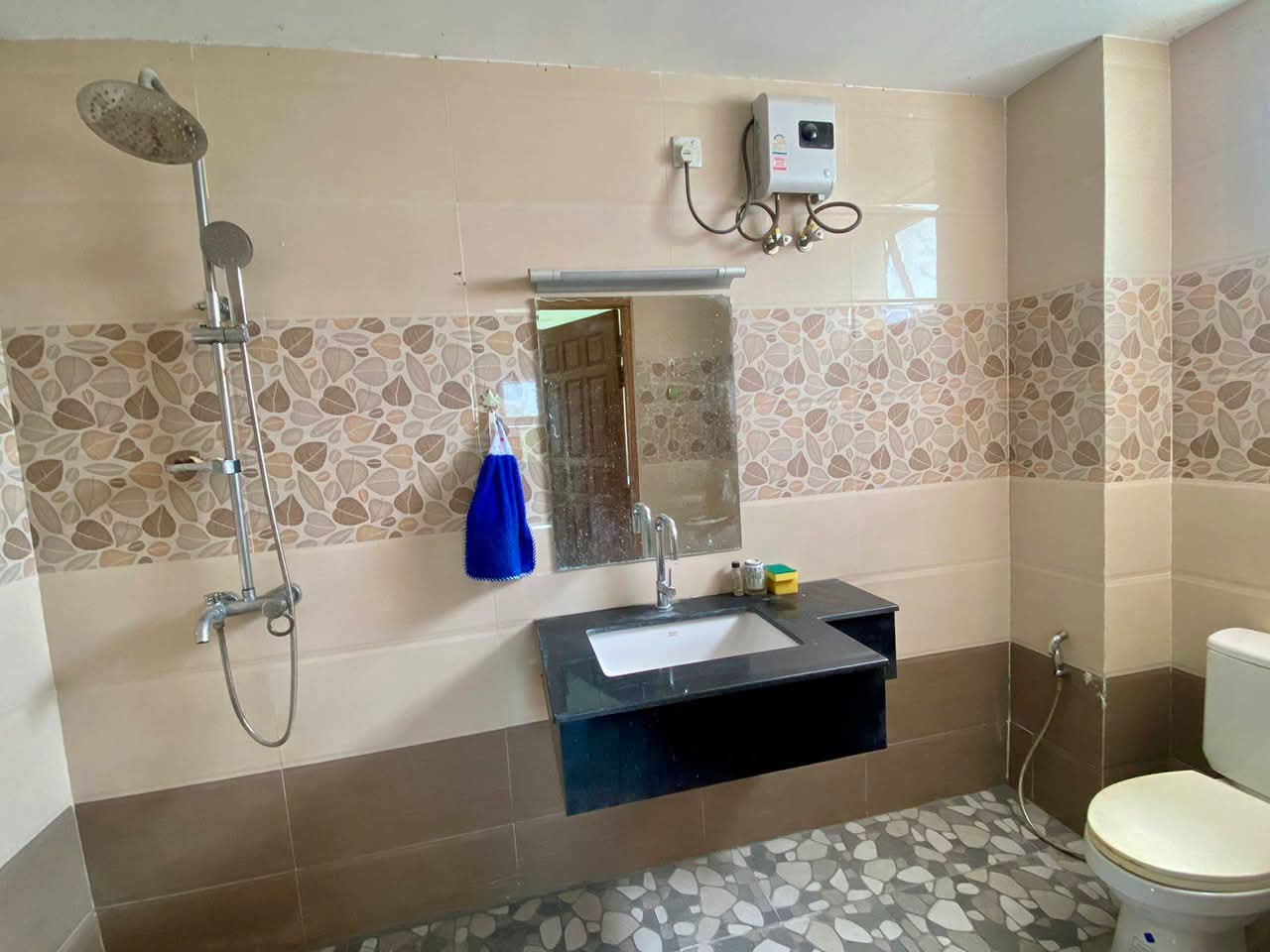 မရမ်းကုန်းမြို့နယ်၊ ကွန်ဒိုအရောင်း