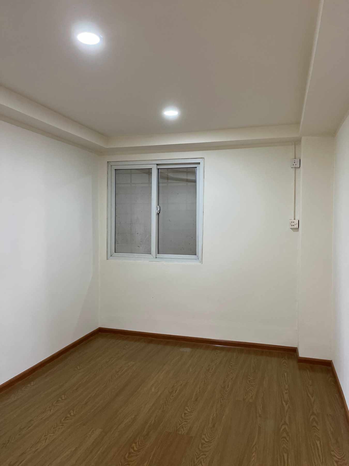 ရန်ကုနသစ်(သုဝဏ္ဏ) ၊တိုက်ခန်းအရောင်း