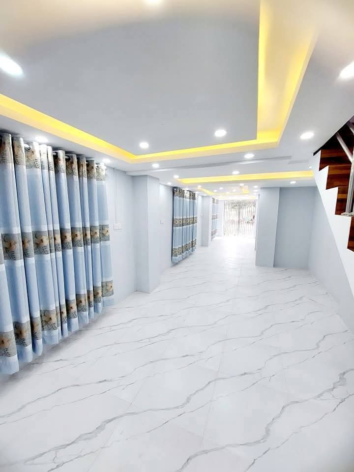 ကြည့်မြင့်တိုင်မြို့နယ်၊ မိနီကွန်ဒိုတိုက်ခန်းအရောင်း