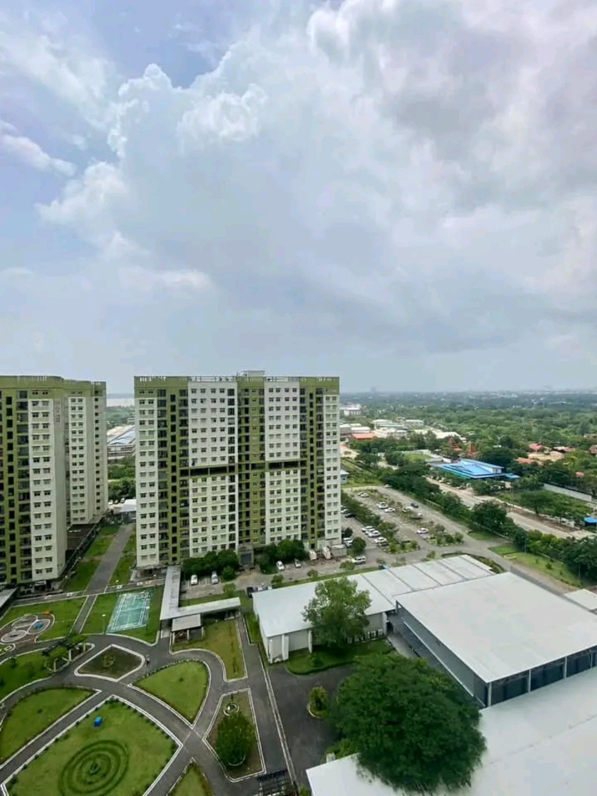 Yadanar Hnin Si Residence