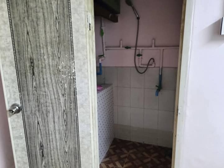 ဒေါပုံမြို့နယ်၊ မြေညီထပ်ခိုးအရောင်း