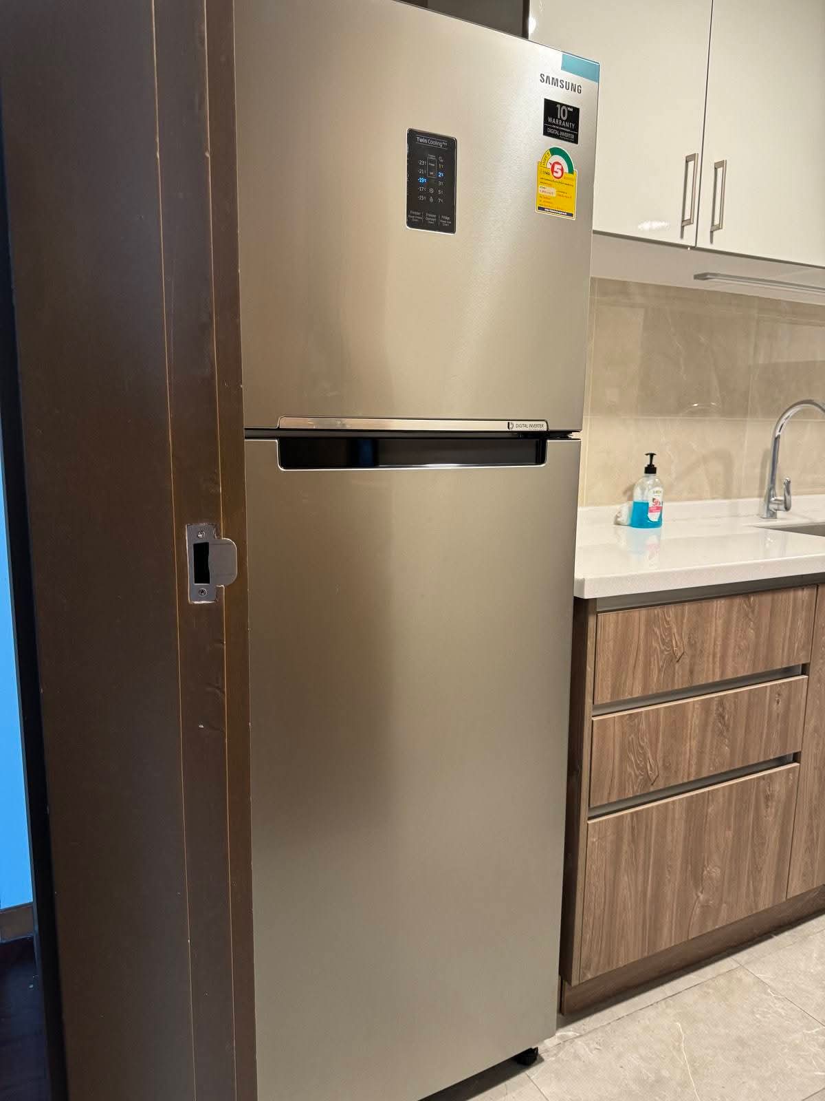 ရန်ကင်းမြို့နယ်၊ ကွန်ဒို အရောင်း