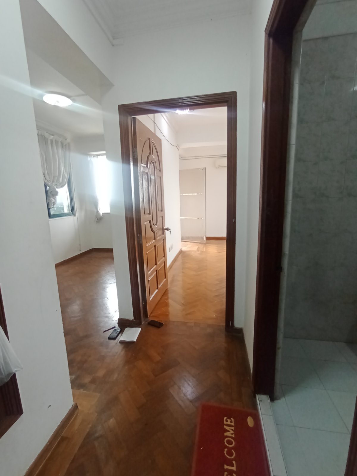 ဗဟန်းမြို့နယ်၊ကွန်ဒိုအရောင်း