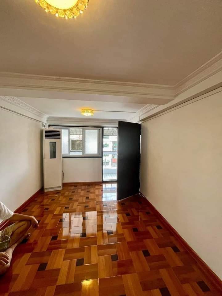 ပုဇွန်တောင် မြို့နယ် တိုက်ခန်း အရောင်း