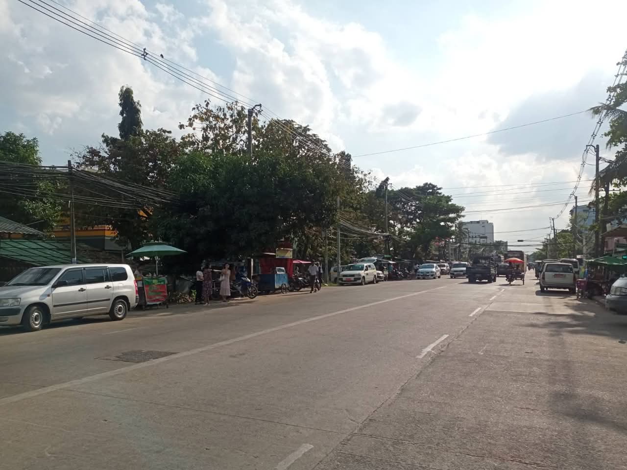 တောင်ဒဂုံမြို့နယ်၊ (2BN)အရောင်း