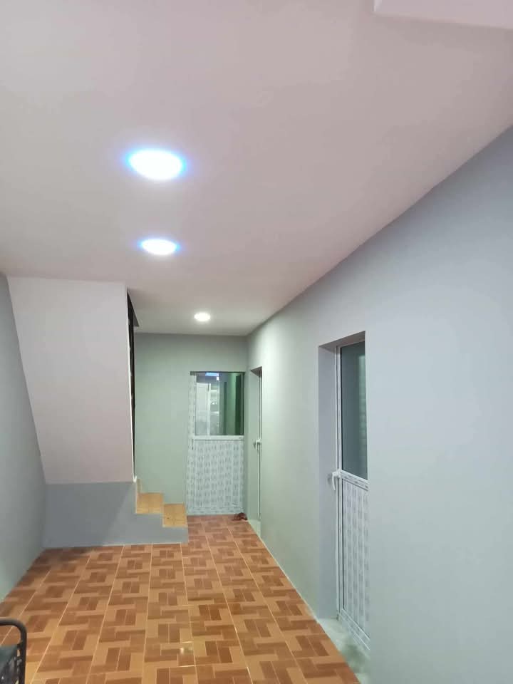 အရှေ့ဒဂုံမြို့နယ်၊ လုံးချင်းအိမ်အရောင်း