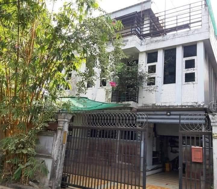 မရမ်းကုန်းမြို့နယ်၊ (3RC) အရောင်း