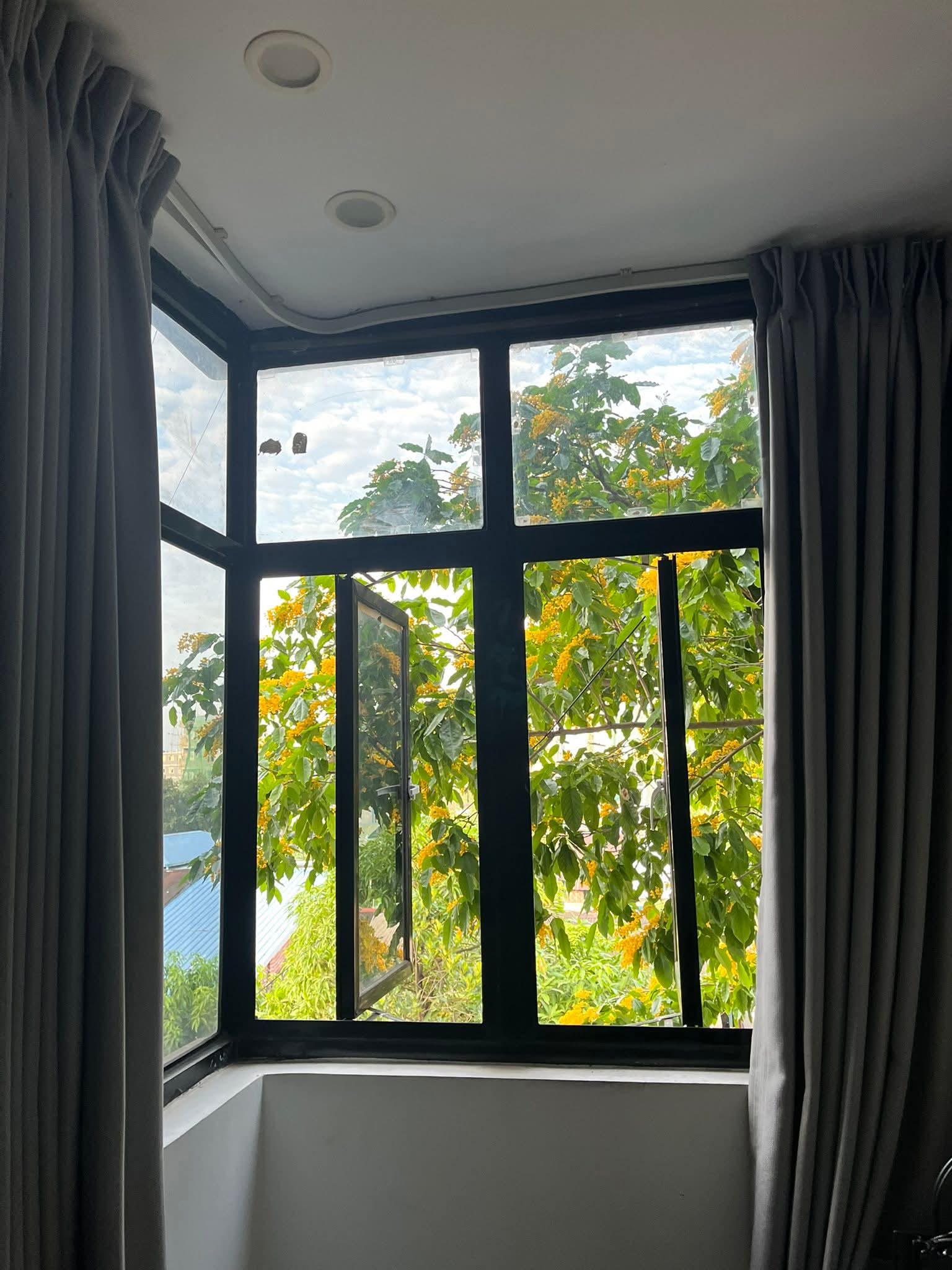 တောင်ဥက္ကလာမြို့နယ်၊ သီလလမ်းမပေါ် တိုက်ခန်းအရောင်း