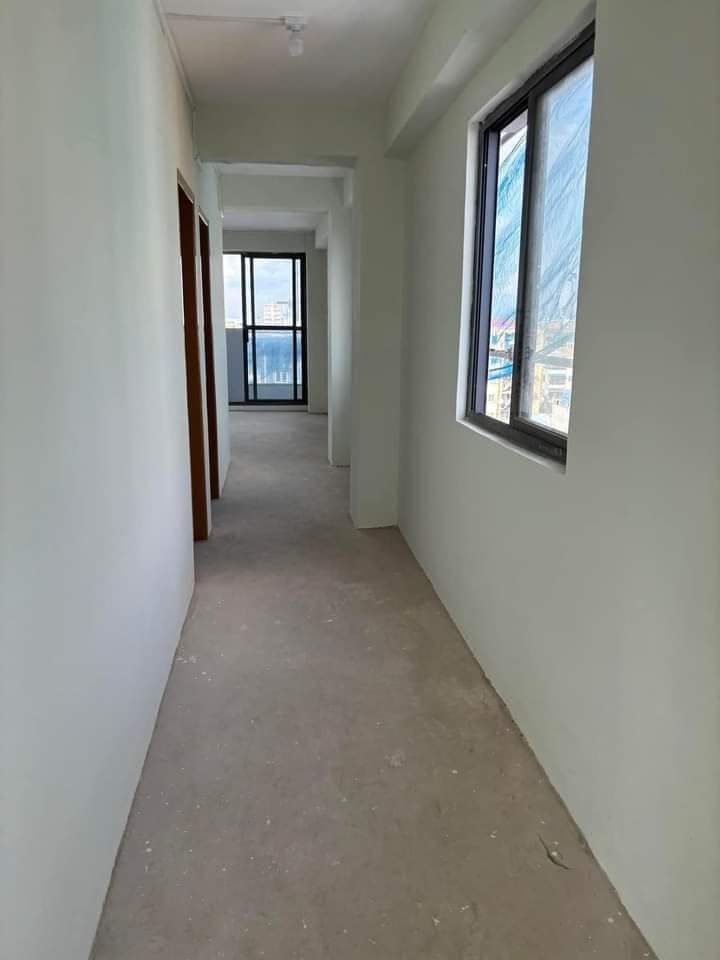 သာကေတ မီနီကွန်ဒို အရောင်း