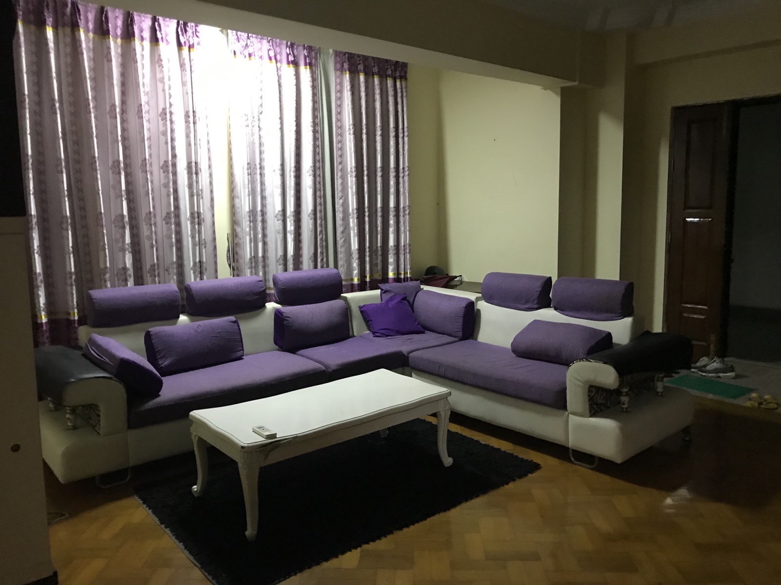 ဗဟန်းမြို့နယ်၊ ကျွ်ဒိုတိုက်ခန်းအရောင်း