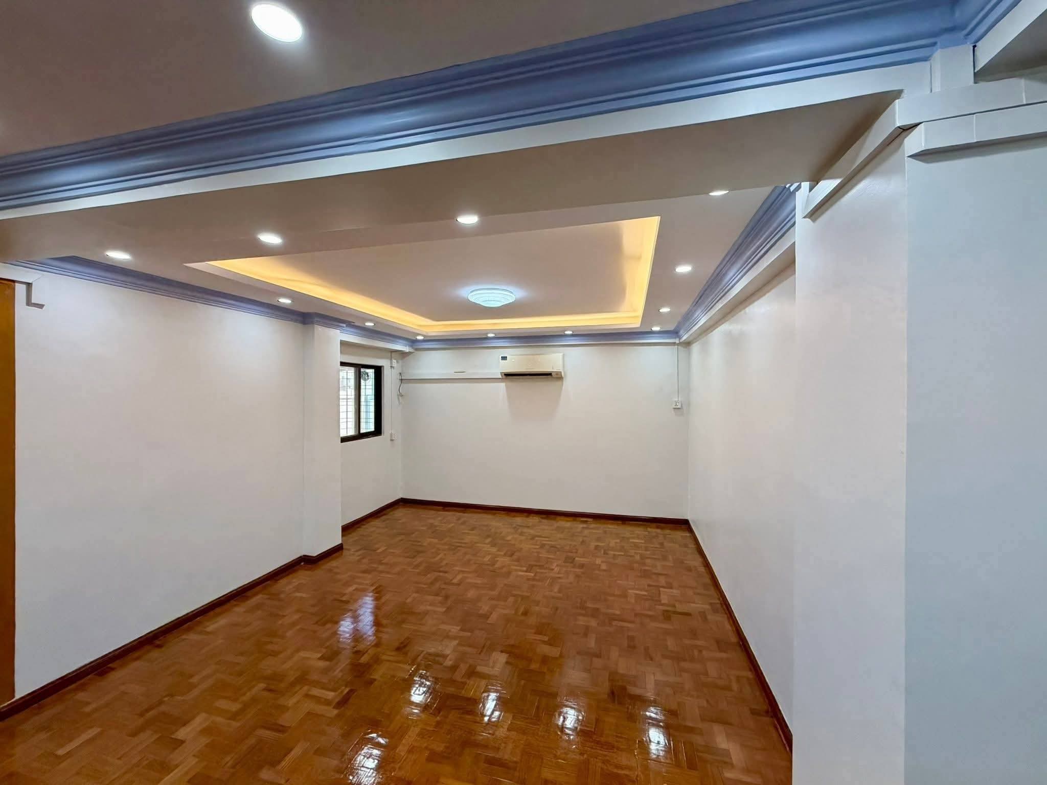 လှိုင်မြို့နယ်ရှိပါရမီ Condo ‌အရောင်း