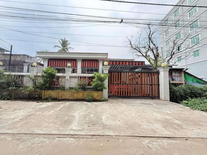 မြောက်ဒဂုံမြို့နယ်၊ လုံးချင်းအရောင်း