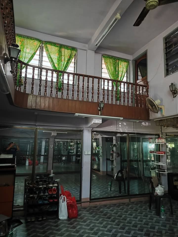 ဗဟန်းမြို့နယ်၊ (3.5RC) အရောင်း