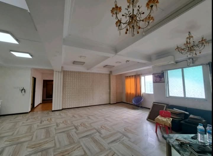 ဗိုလ်တစ်ထောင်မြို့နယ်၊ ကွန်ဒိုအရောင်း