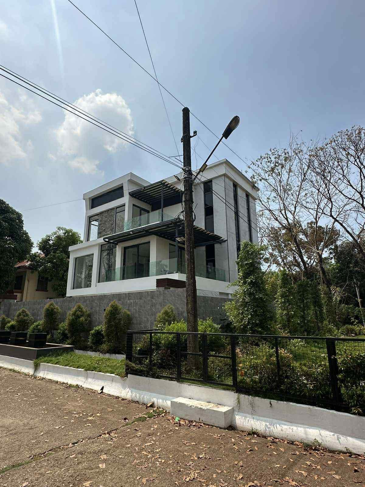 လှိုင်သာယာမြို့နယ်၊ နဝဒေးအိမ်ရာ