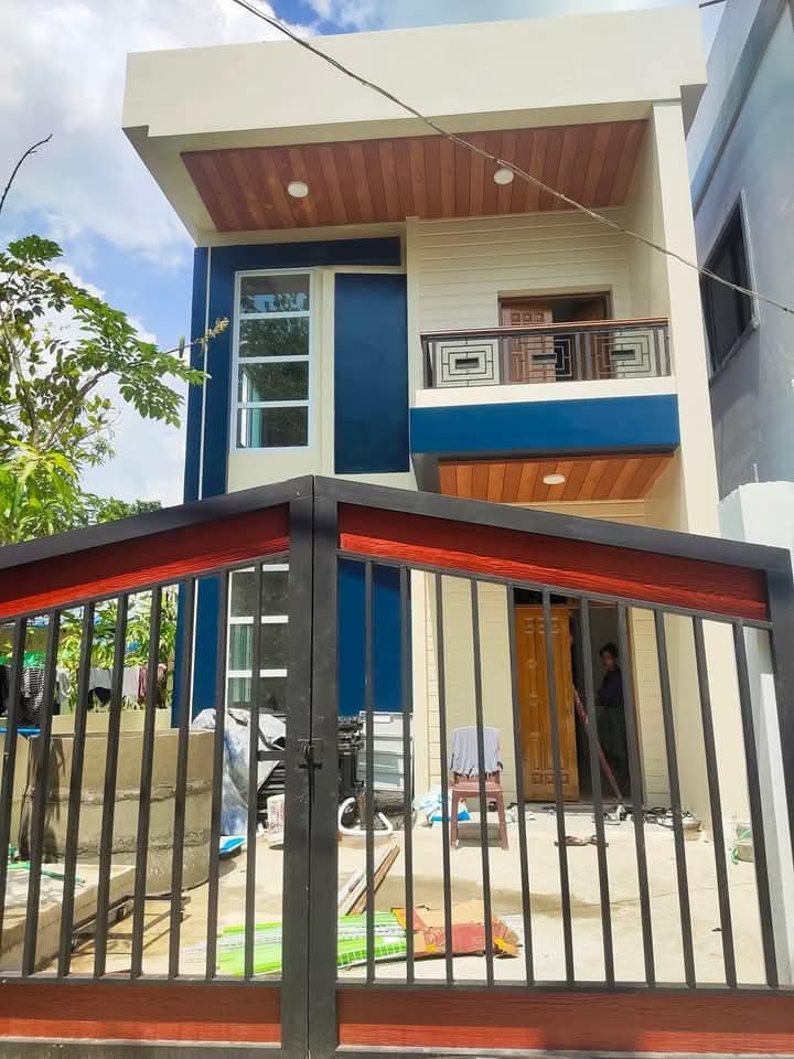 မြောက်ဒဂုံ နှစ်ထပ်လုံးချင်း တိုက် အရောင်း