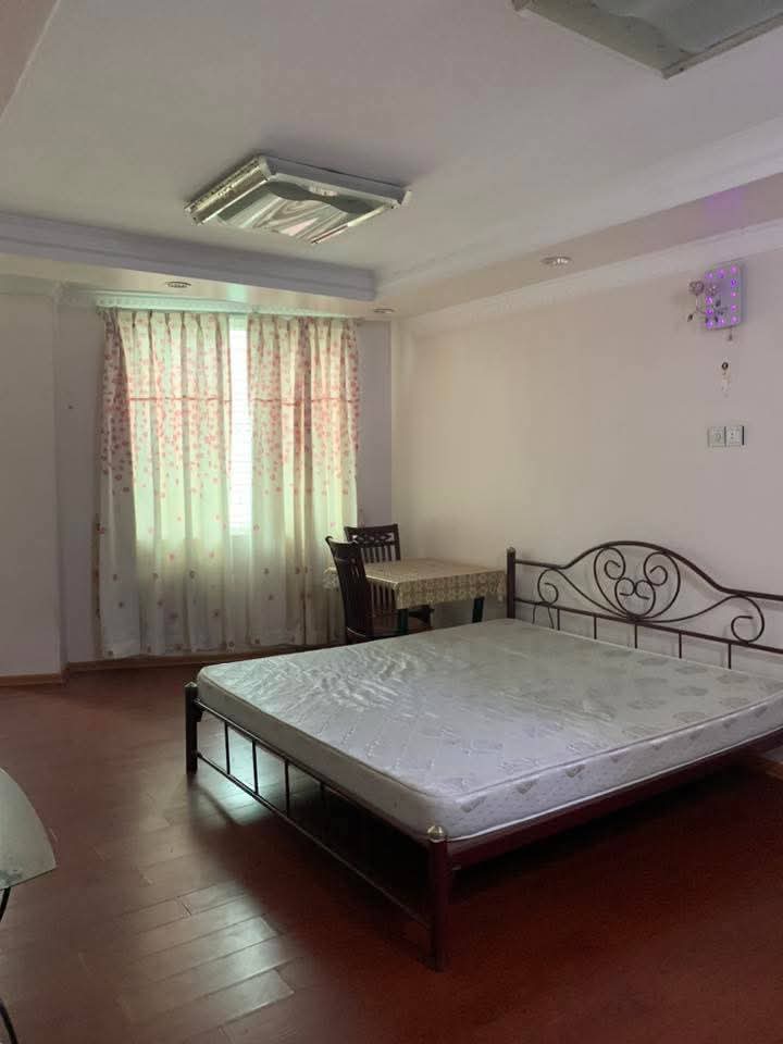 ကမာရွတ်မြို့နယ်၊ ကွန်ဒိုအရောင်း