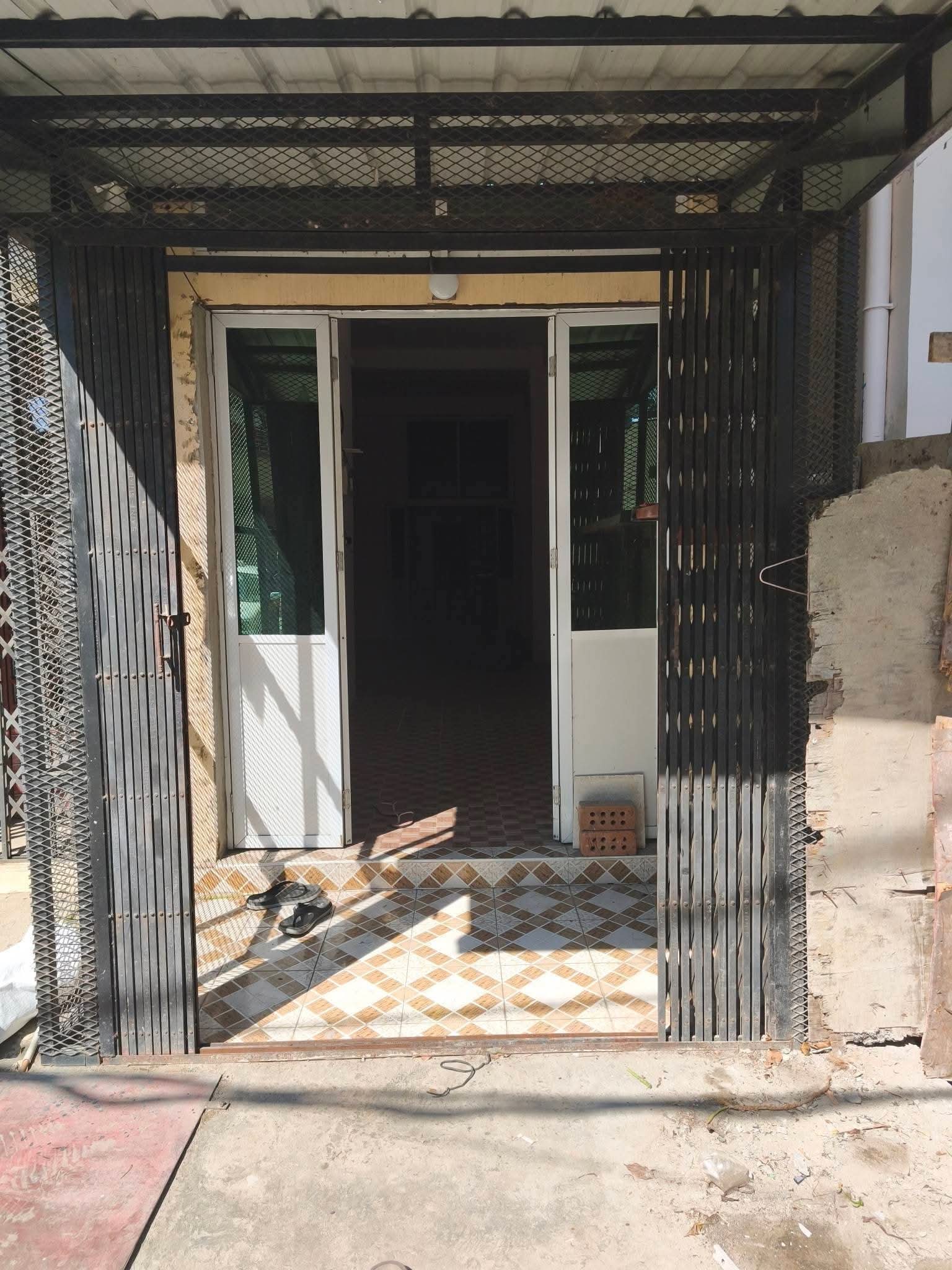 သင်္ဃန်းကျွန်းမြို့နယ်၊ မြေညီအရောင်း