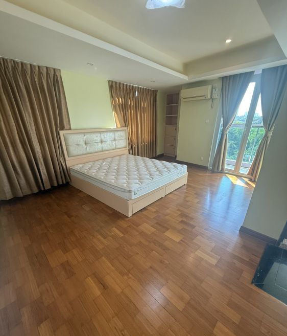 ရန်ကင်းမြို့နယ်၊ စိမ်းလဲ့အောင်ကွန်ဒိုအရောင်း