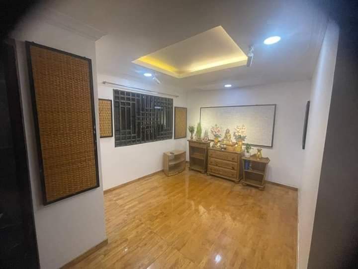 မြောက်ဒဂုံ မြို့နယ်၊ (2RC) အရောင်း