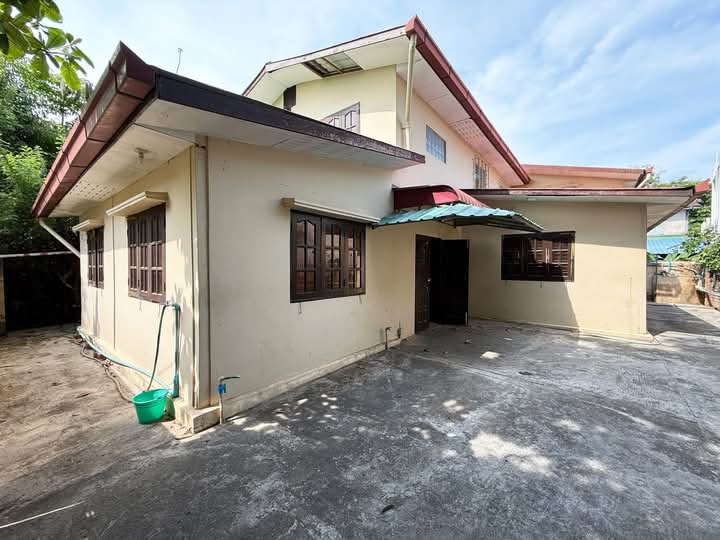 မြောက်ဒဂုံမြို့နယ်၊28ရပ်ကွက်၊လုံးချင်းအိမ်အရောင်း