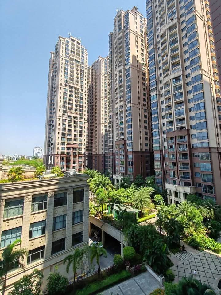 ရန်ကင်းမြို့နယ်၊ Golden City Condo အရောင်း