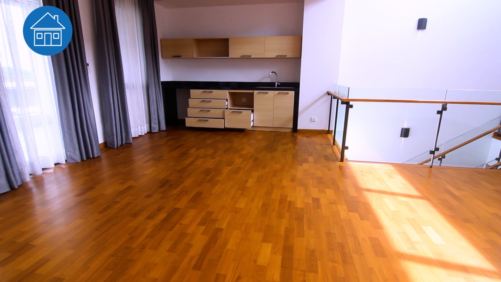 လှိုင်သာယာမြို့နယ်၊ (3RC)လုံးချင်းအိမ်ယာအရောင်း