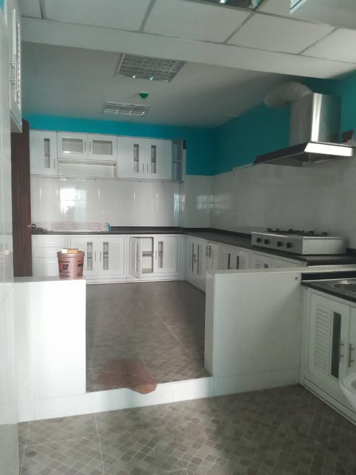 လမ်းမတော်မြို့နယ်၊ မြ၀တီကွန်ဒိုအရောင်း