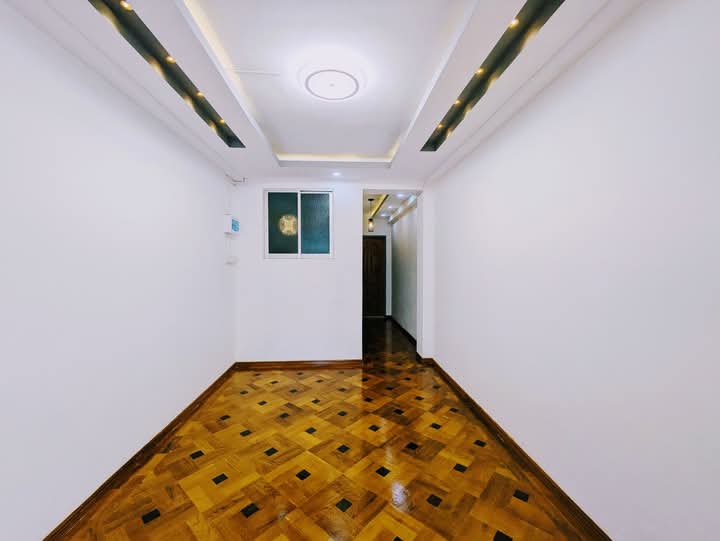 လမ်းမတော်မြို့နယ်တိုက်ခန်းအရောင်း