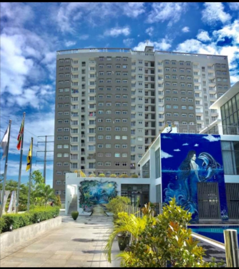 ဒဂုံဆိပ်ကမ်းမြို့နယ်၊ ဧရာချမ်းသာကွန်ဒိုအရောင်း