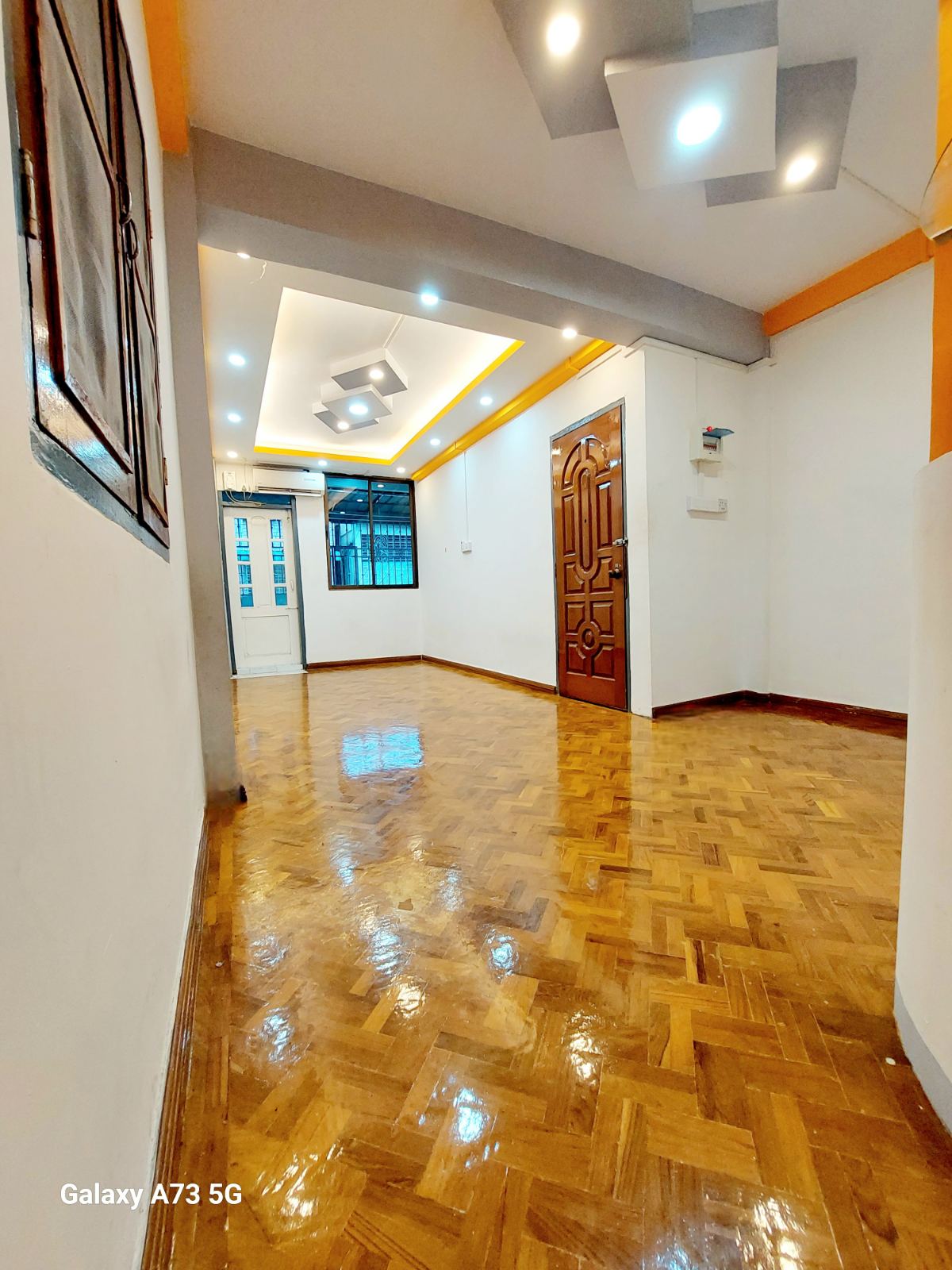 စမ်းချောင်းမြို့နယ်၊တိုက်ခန်းအရောင်း