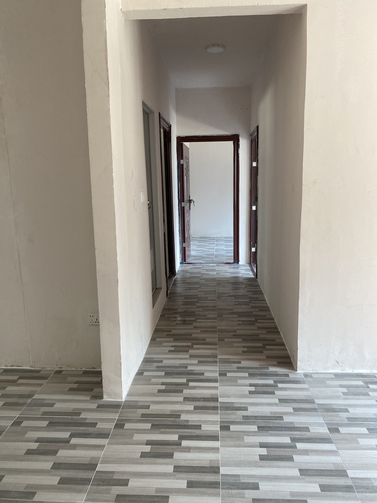 မြောက်ဒဂုံမြို့နယ်၊တိုက်ခန်း အရောင်း